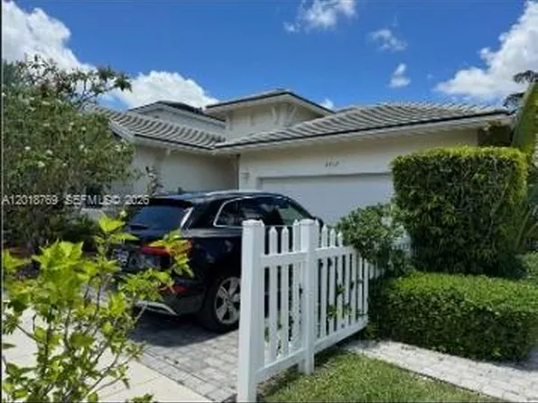 3457 NE 2nd St, Homestead, FL 33033