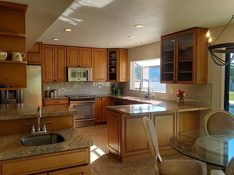 459 E Marigold Ln — Photo 14
