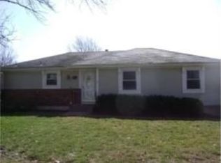 513 S Franklin St, Raymore, MO 64083