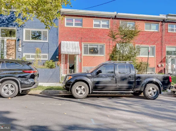 1370 W St NE, Washington, DC 20018