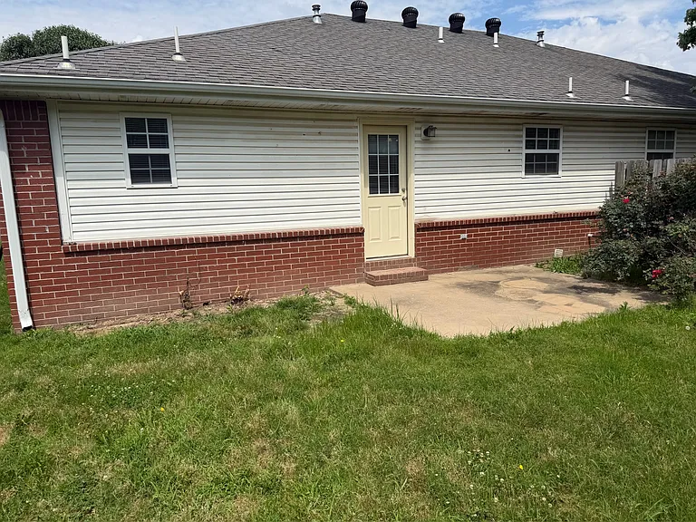 720 Appleridge Dr — Photo 13