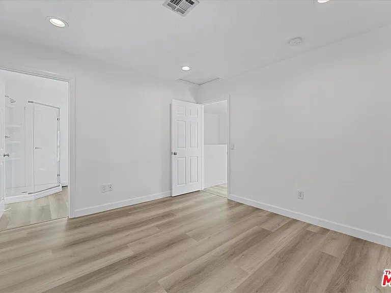 721 Beloit Ave — Photo 11