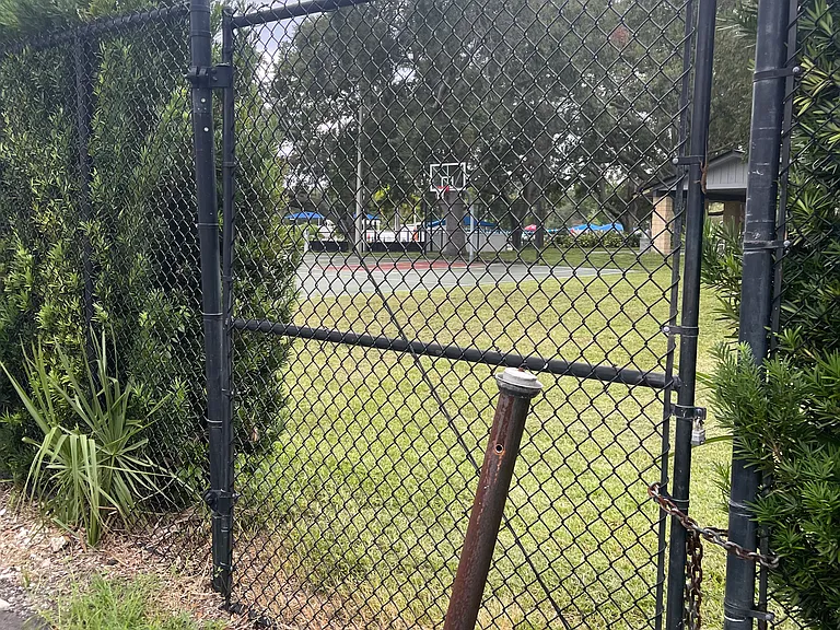 Moreland Dr — Photo 13