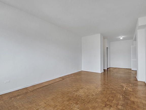 4th image of 15 Charles St APT 16E