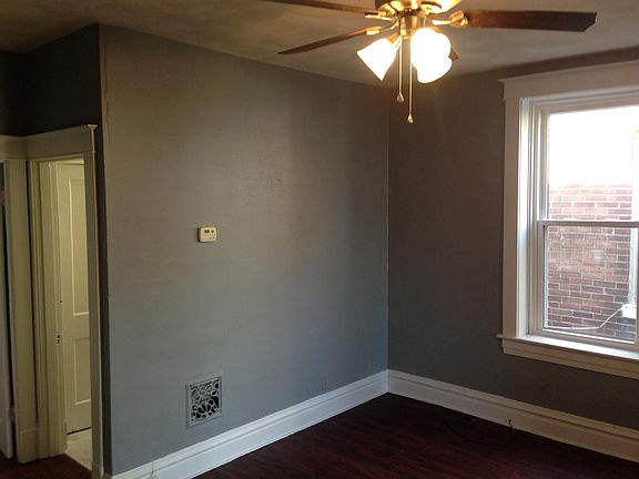 3rd image of 4922 Murdoch Ave #A
