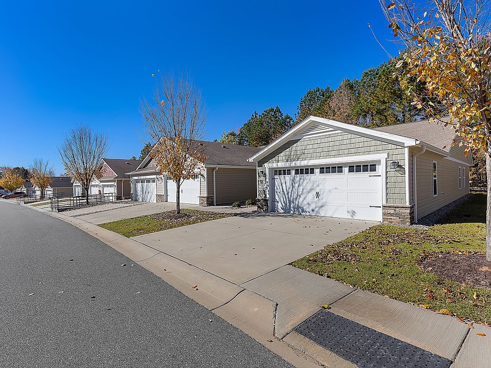 1st image of 335D Redwood Ln NW #380EE