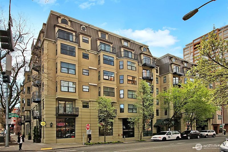 4th image of 425 Vine Street #405