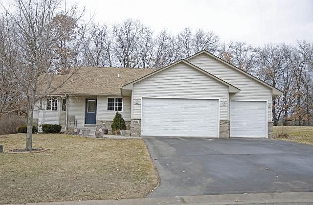 1st image of 905 Rum River Dr SW
