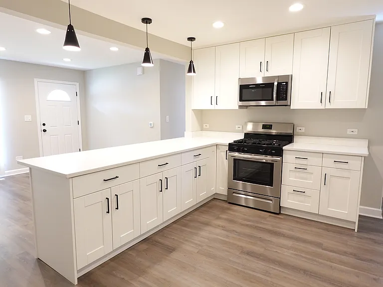 111 W Green Meadows Blvd — Photo 10