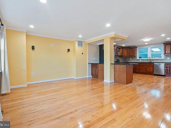 2nd image of 643 47th St