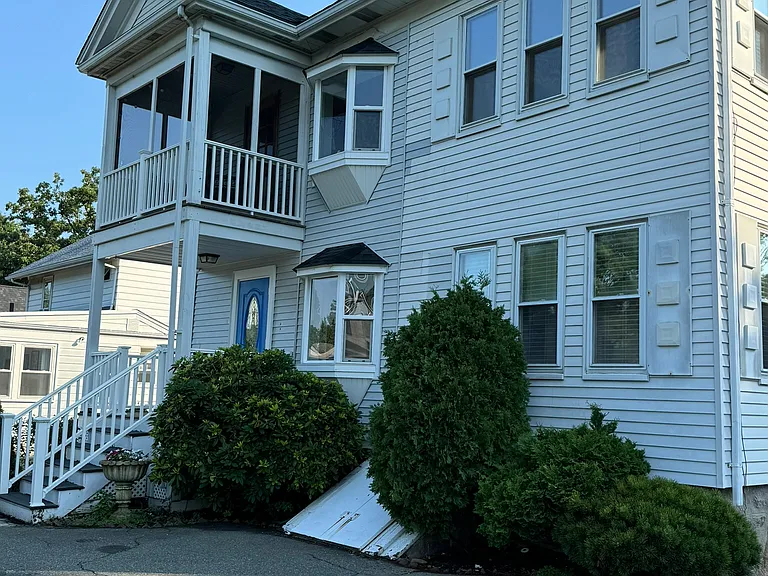 337 Franklin St #1 — Photo 1