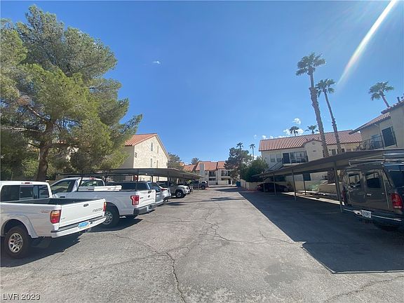4th image of 3608 Melonies Dr Unit 98