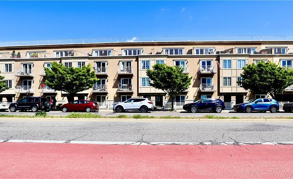 1st image of 10216 Rockaway Beach Blvd #2B