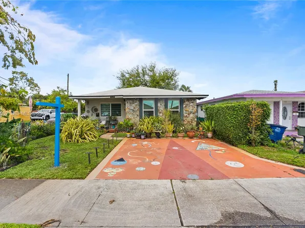 720 NW 4th St, Hallandale Beach, FL 33009