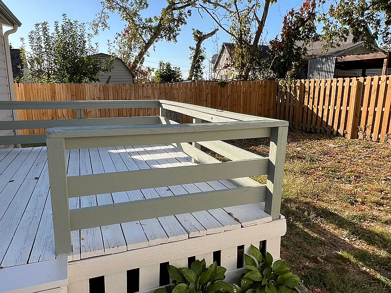 517 W Maple St — Photo 18