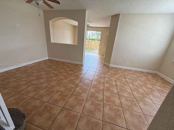 4th image of 2462 SE 15th Ct