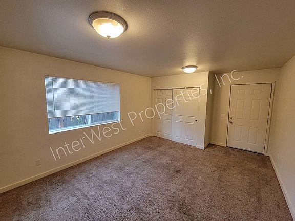 5th image of 12408-12414 SE Ivon Ct #12414B
