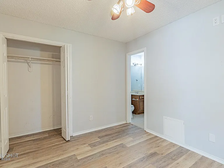 2957 Oak Ridge Ct — Photo 12