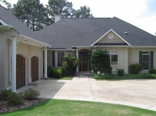 110 Paddock Ln, Southern Pines, NC 28387