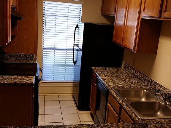 4th image of 7419 Kingswood Dr