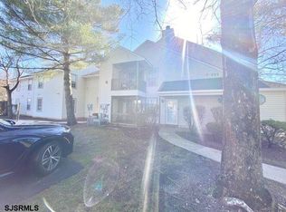 101 Waterview Dr, Absecon, NJ 08205