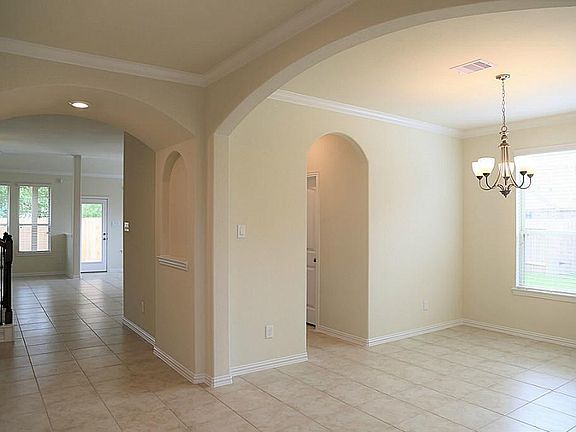 3rd image of 8107 Legacy Creek Dr