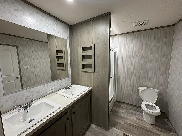 690 Rose Blvd — Photo 15