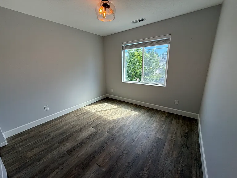 6923 N Cornwall St — Photo 15