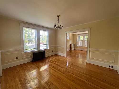638 Huron Ave Photo 1