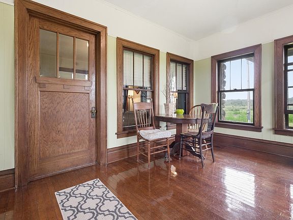 4th image of 23454 Kestrel Ave