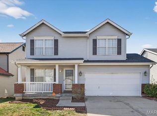 4541 Robbins Grove Dr, Florissant, MO 63034