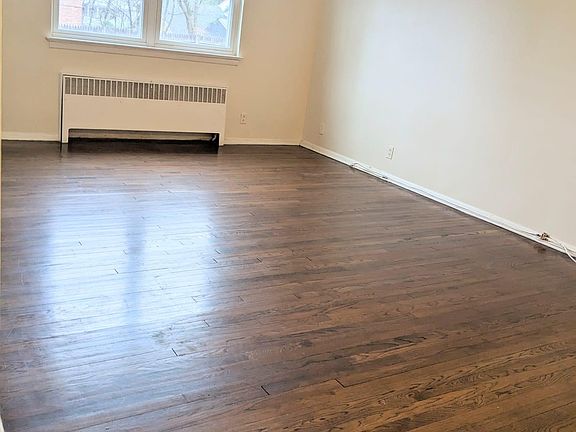 5th image of 284 Claremont Ave #B4-202