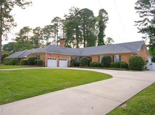 1703 Sunset Ave, Kinston, NC 28504