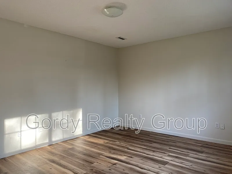 Building Photo - 2764 Wynn St