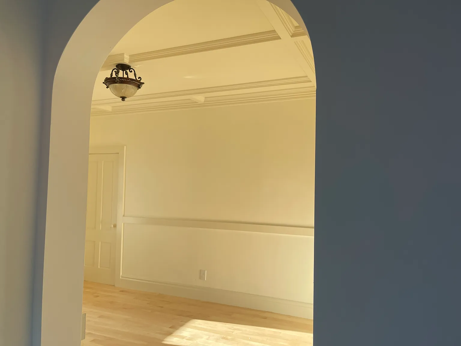 2 bed, $2,700 — Photo 1