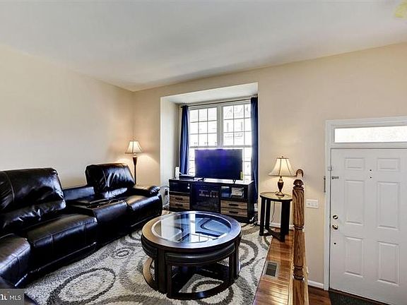 3rd image of 7588 Great Swan Ct