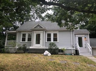 560 Lowell St, Lexington, MA 02420