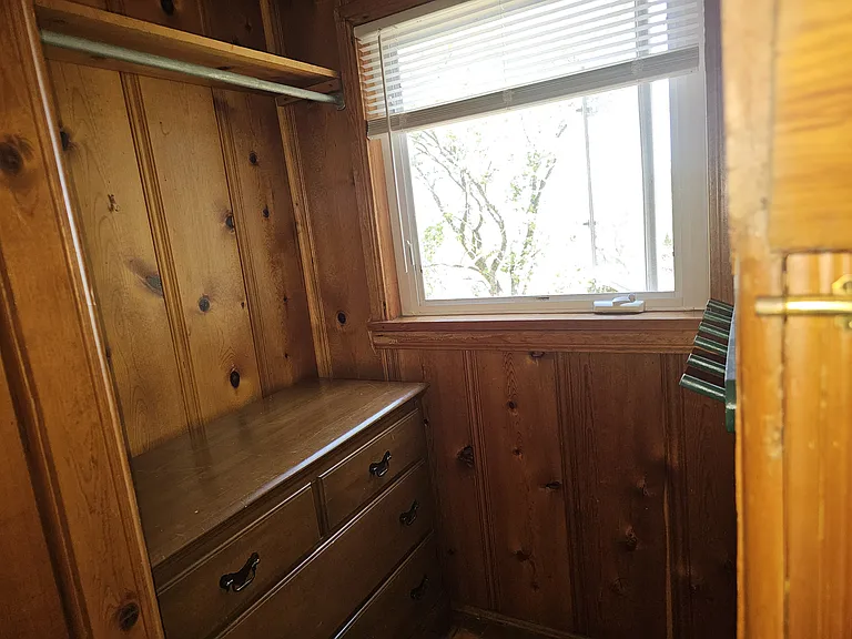 682 Cedar Ln — Photo 19