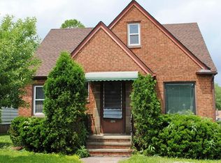 11425 McCracken Rd, Garfield Heights, OH 44125