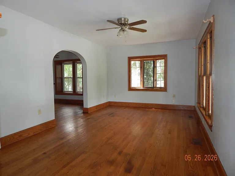 206 Mohican Ave — Photo 8