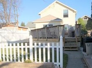 1524 4th St, Rensselaer, NY 12144