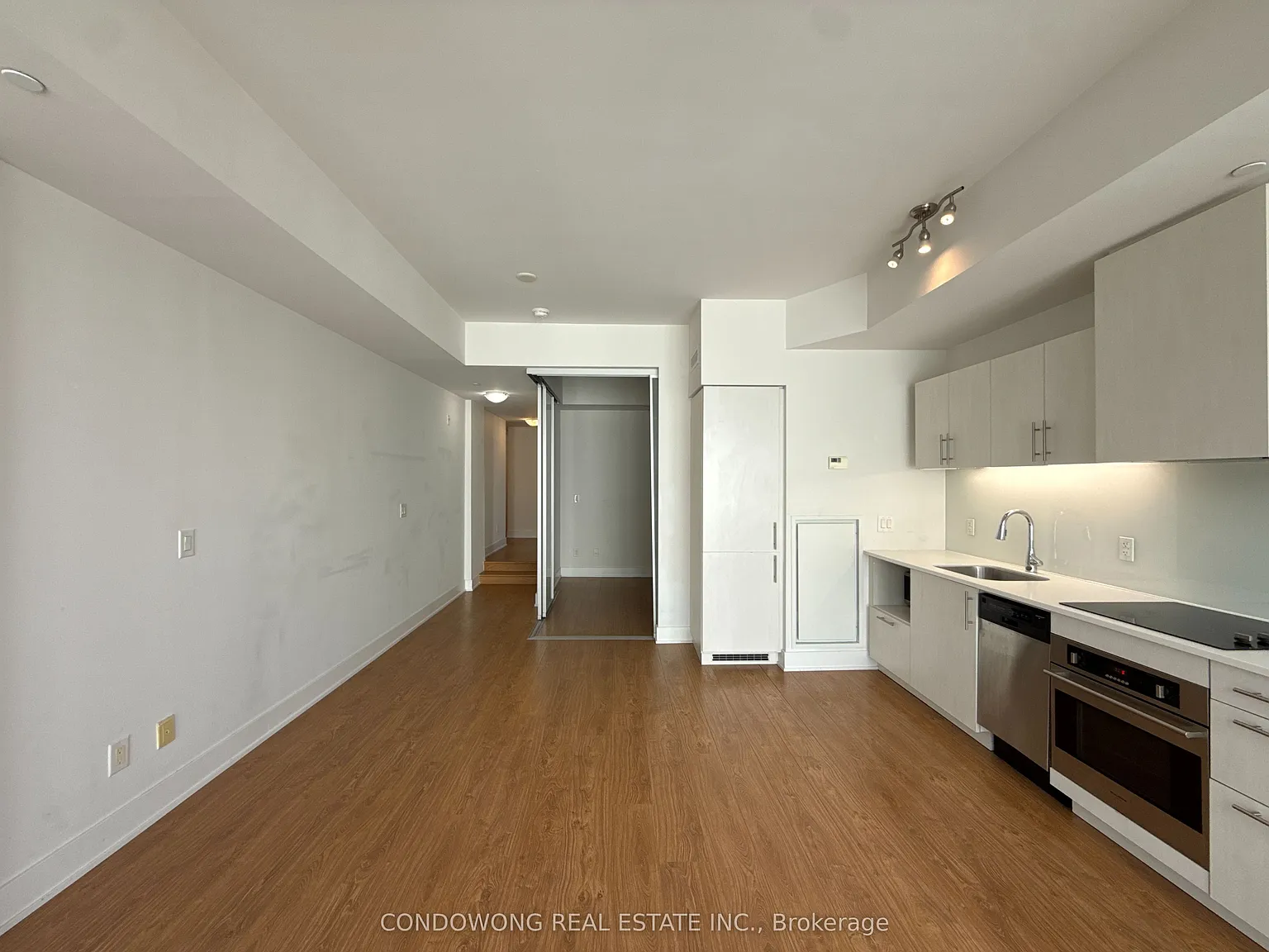 1 bed, $2,200 — Photo 2