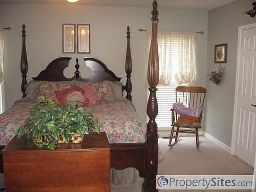 3rd image of 1451 Trailridge Cir