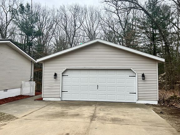 5th image of 7083 Creekside Dr