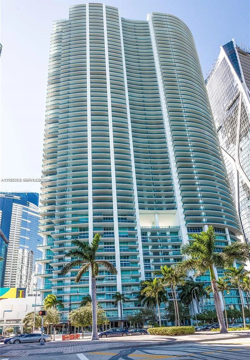 900 Biscayne Bay Condo — Photo 3