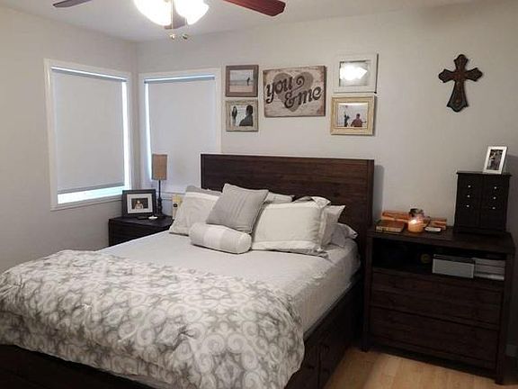 5th image of 807 W Olive Ave