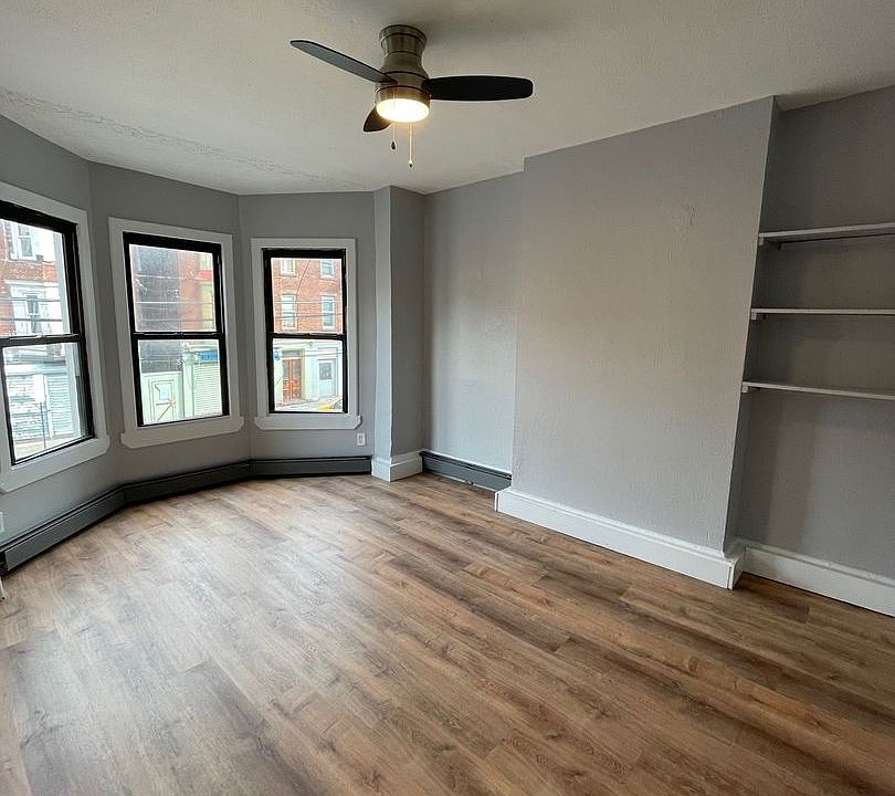 1st image of 15 Liberty St