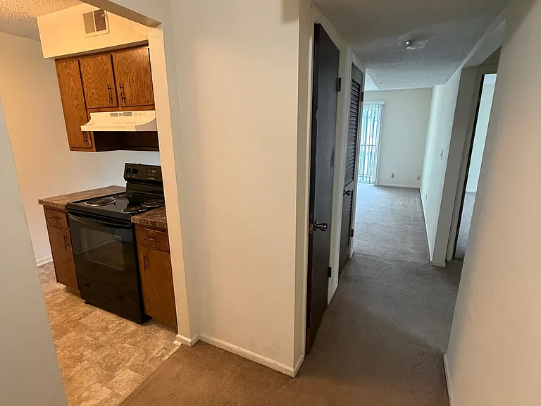 2 Bedroom 1 Bath apartment in Ankeny IA — Photo 3