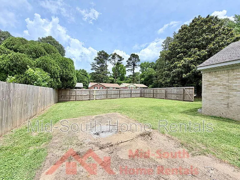 4011 Double Tree Rd — Photo 20