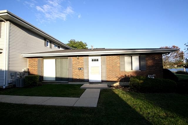 1st image of 931 Shattuck Ln #931